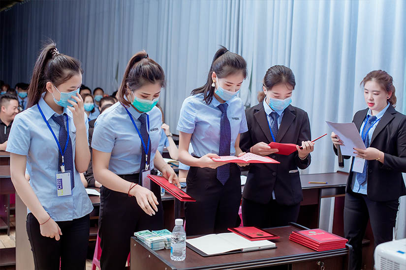 圣淘沙高端客服中心